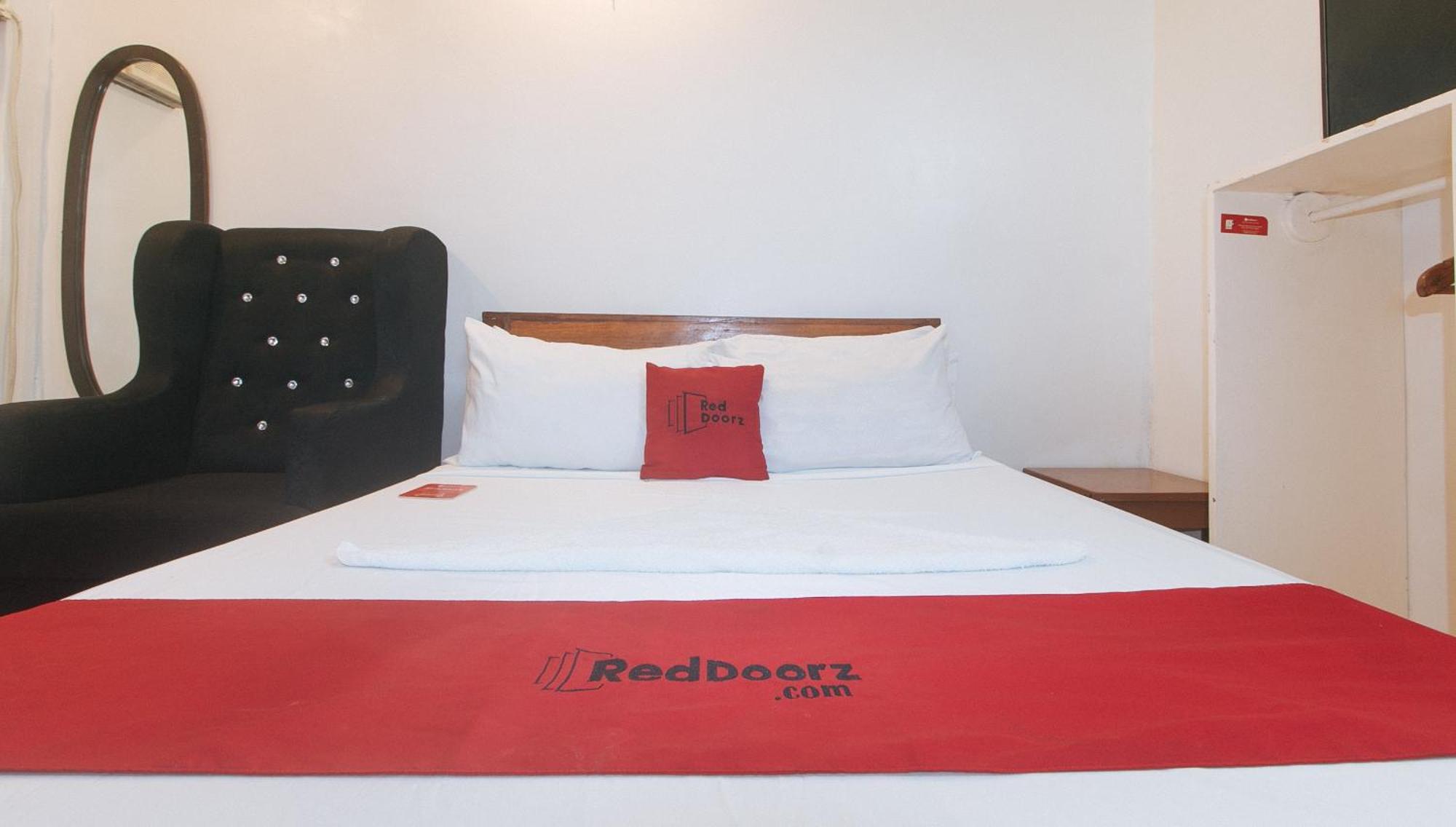 Reddoorz @ Lualhati Garden Cottage El Nido Palawan Exteriör bild
