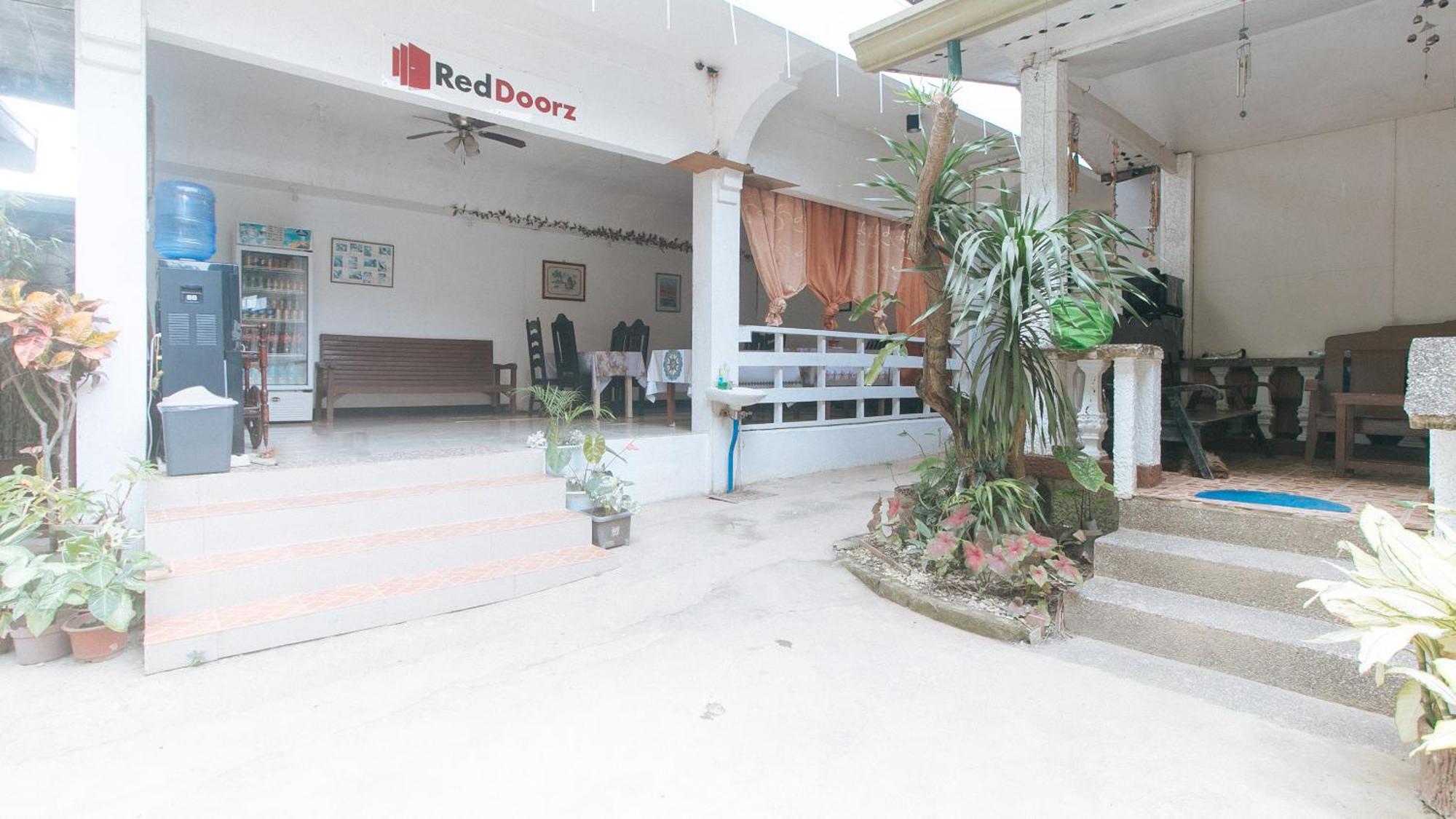 Reddoorz @ Lualhati Garden Cottage El Nido Palawan Exteriör bild